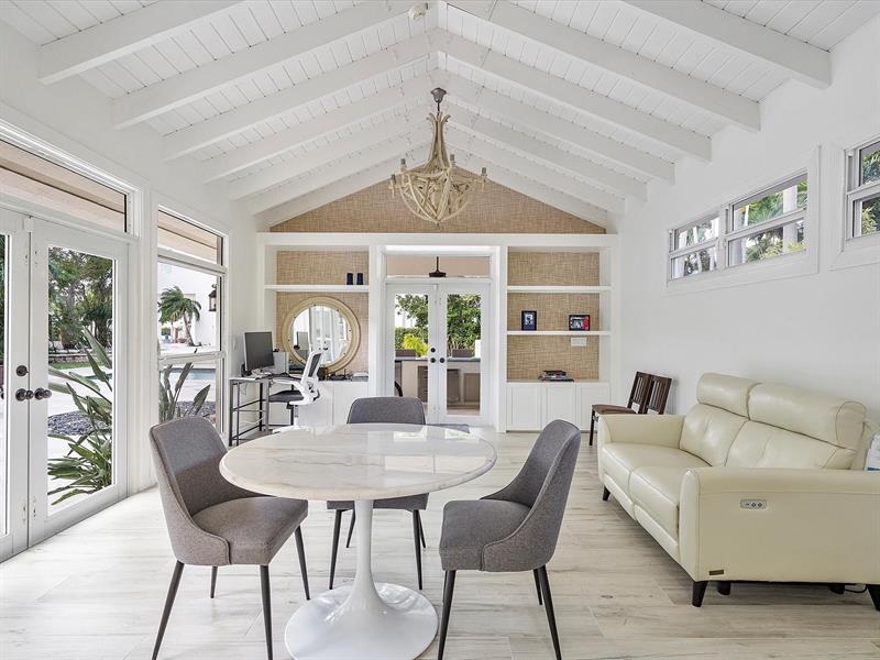 Image 21 of 44 For 411 Poinciana