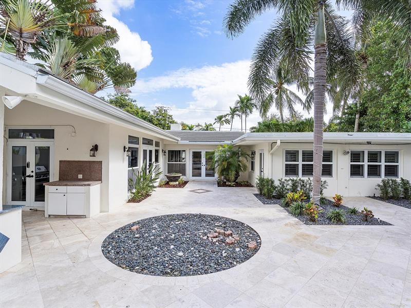 Image 41 of 44 For 411 Poinciana