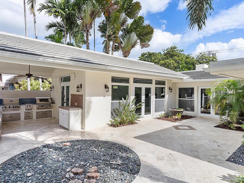 Image 42 of 44 For 411 Poinciana