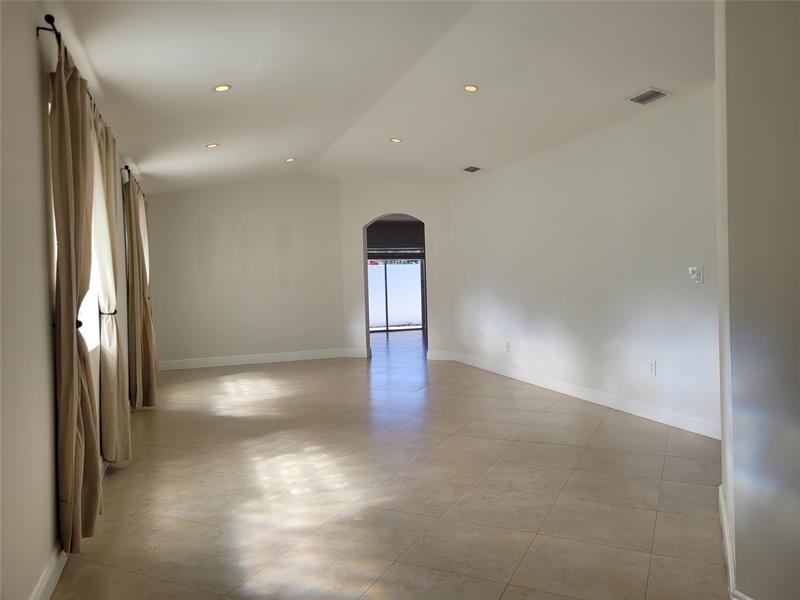 Image 14 of 20 For 10351 20th Ter