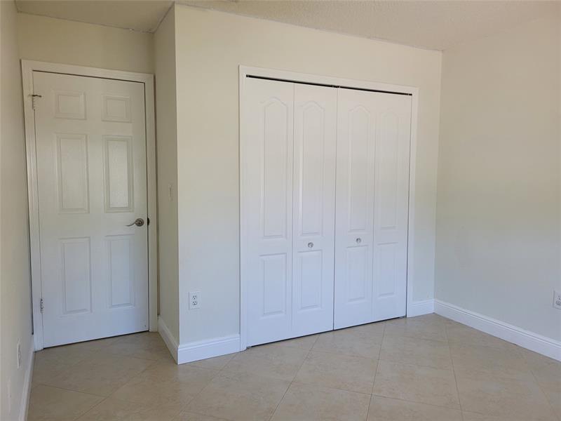 Image 15 of 20 For 10351 20th Ter