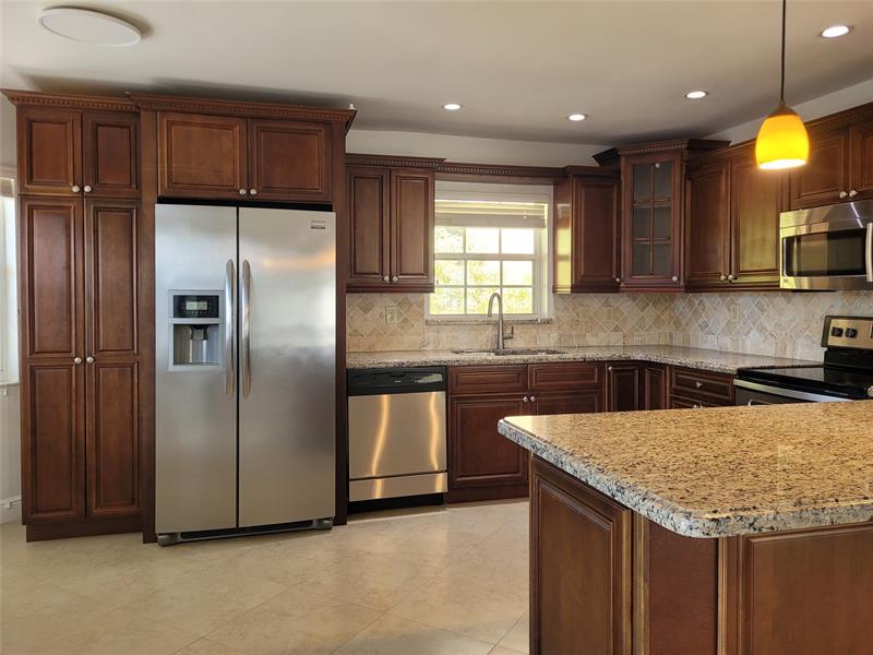 Image 3 of 20 For 10351 20th Ter