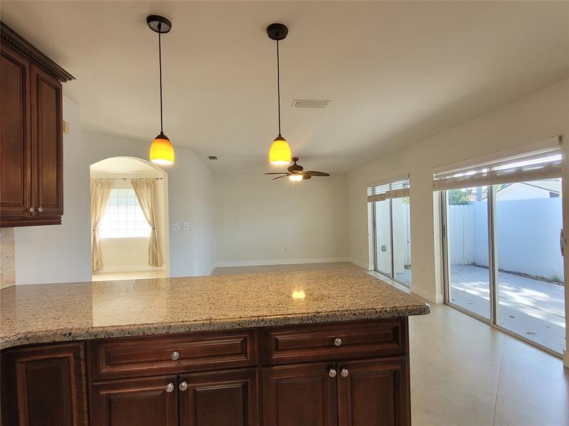 Image 4 of 20 For 10351 20th Ter