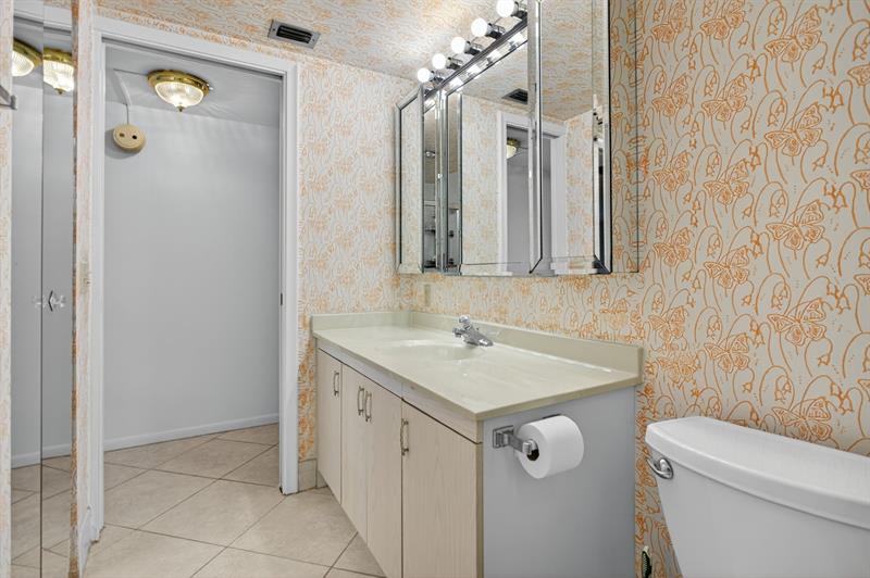 Image 15 of 29 For 3204 Portofino Pt  D4