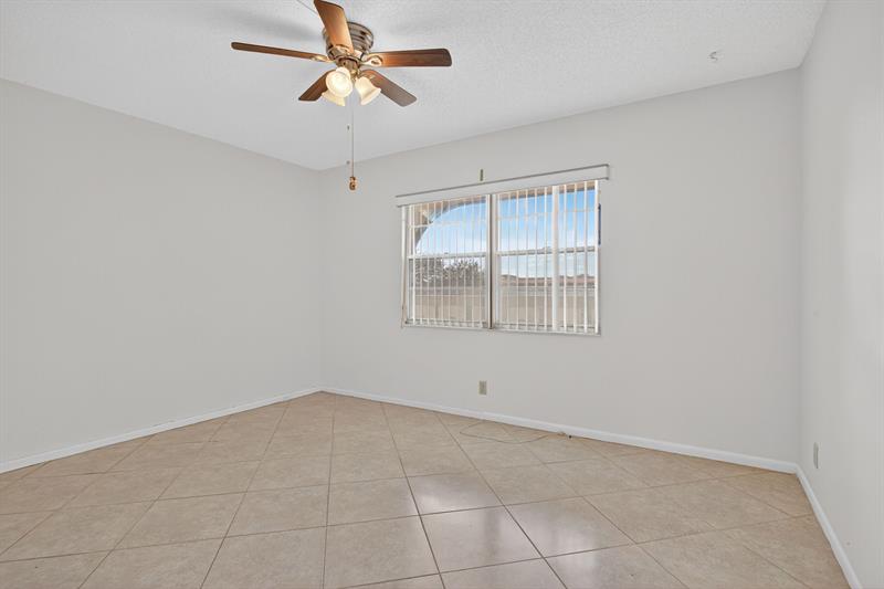 Image 16 of 29 For 3204 Portofino Pt  D4