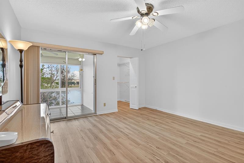 Image 18 of 29 For 3204 Portofino Pt  D4