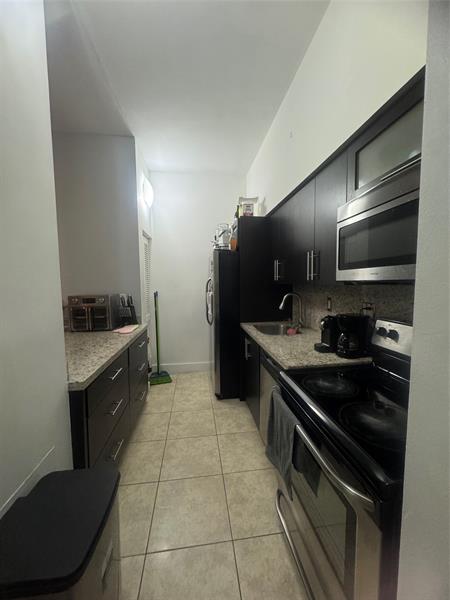 Image 5 of 10 For 7420 20th Ave  246