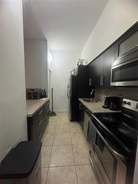 Image 6 of 10 For 7420 20th Ave  246