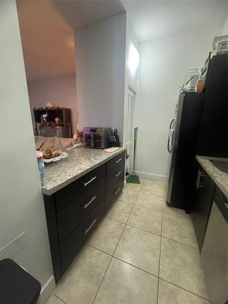 Image 7 of 10 For 7420 20th Ave  246