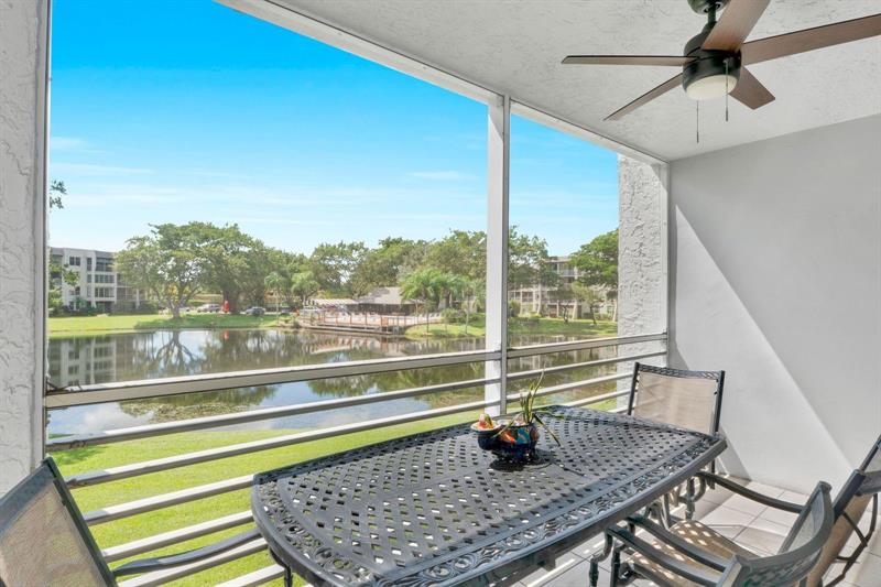 Image 11 of 14 For 9330 Lagoon Pl  209