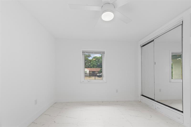 Image 12 of 28 For 1005 123rd St