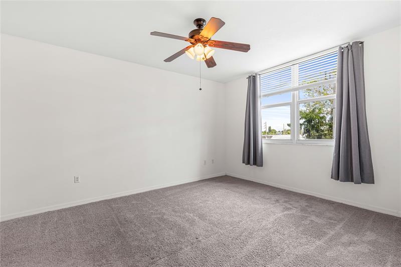 Image 15 of 31 For 2421 65th St  318