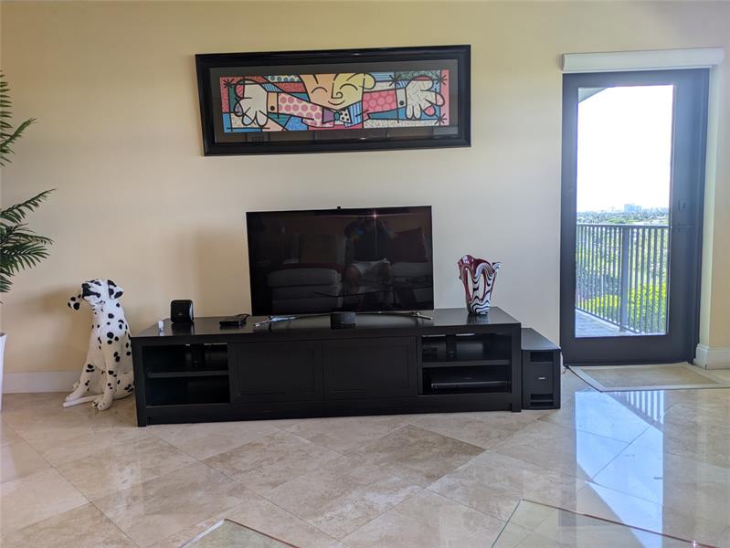 Image 8 of 63 For 3200 Port Royale Dr  1109