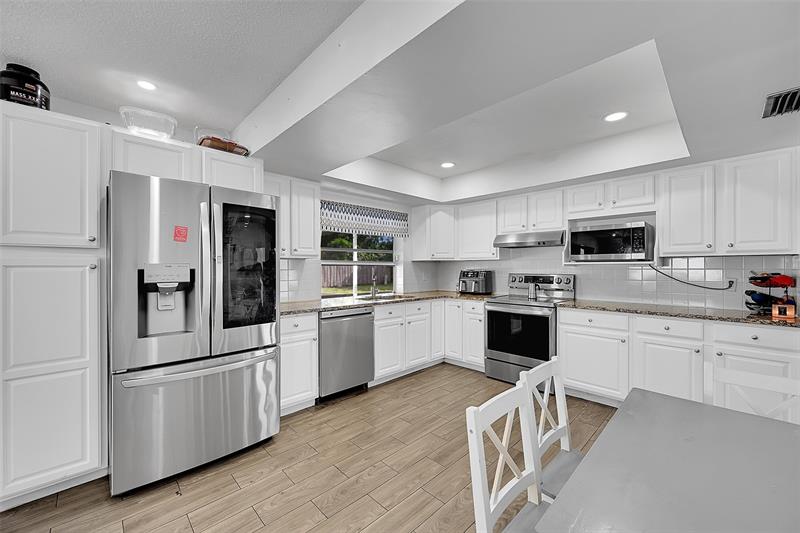 Image 15 of 25 For 300 Kathy Ln