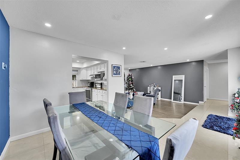 Image 5 of 25 For 300 Kathy Ln