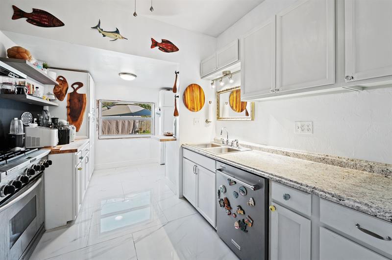 Image 11 of 44 For 709 Omar Rd  