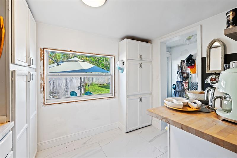 Image 16 of 44 For 709 Omar Rd  