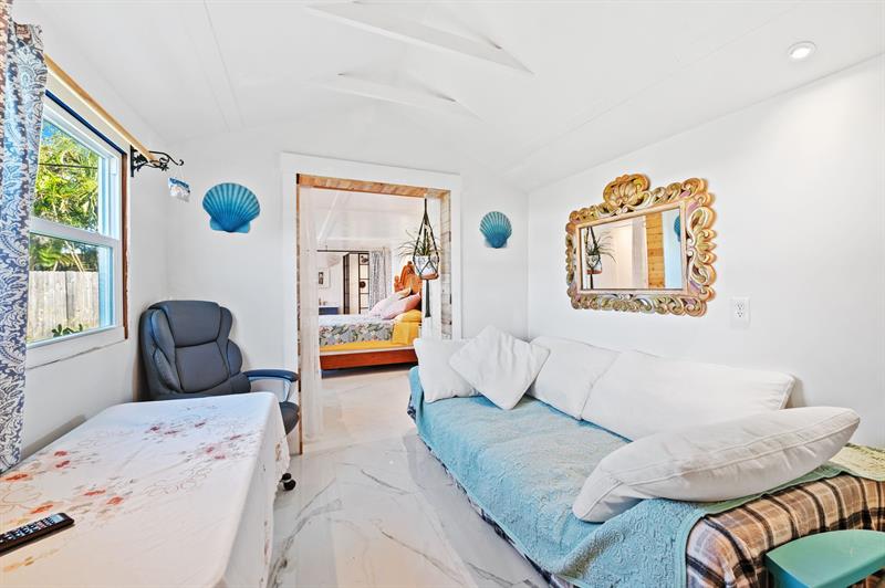 Image 26 of 44 For 709 Omar Rd  