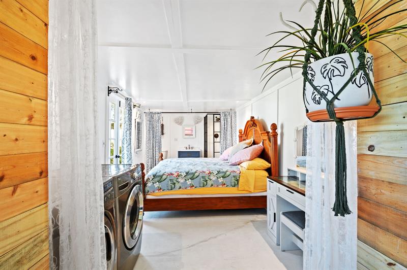 Image 27 of 44 For 709 Omar Rd  