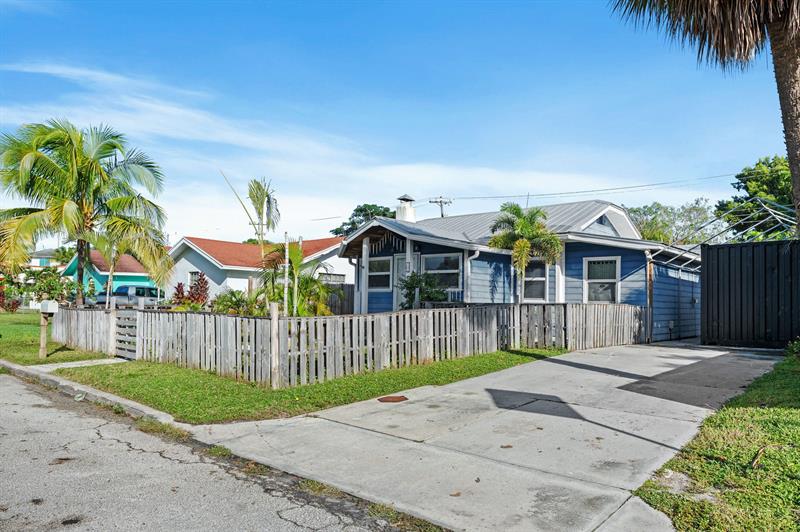 Image 3 of 44 For 709 Omar Rd  