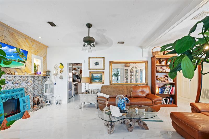 Image 7 of 44 For 709 Omar Rd  