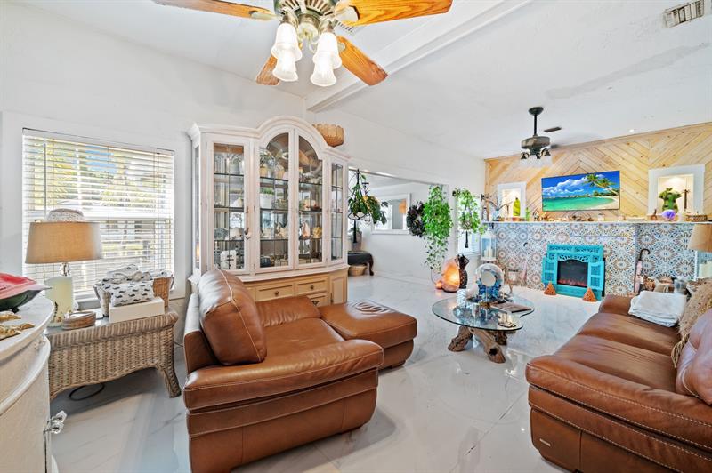 Image 8 of 44 For 709 Omar Rd  