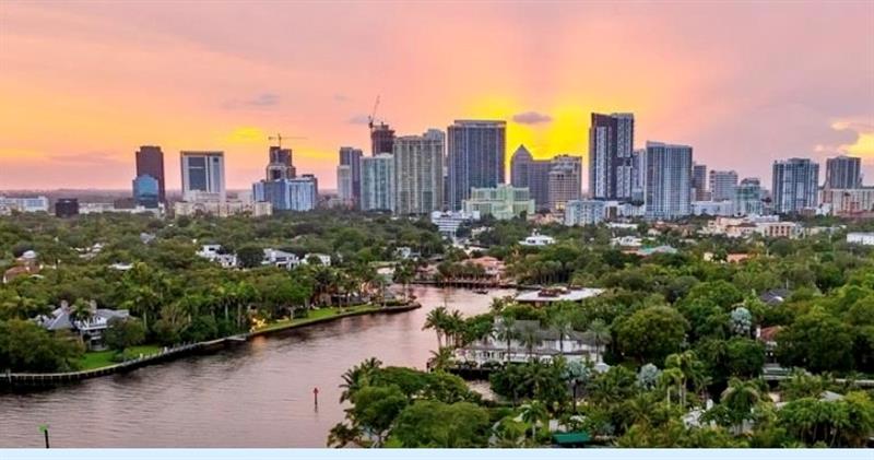 Image 7 of 21 For 525 Isle Of Capri Dr