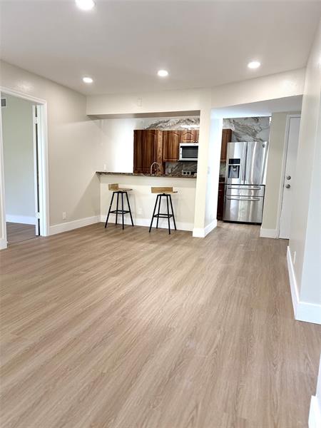 Image 4 of 13 For 2720 Forest Hills Blvd  204