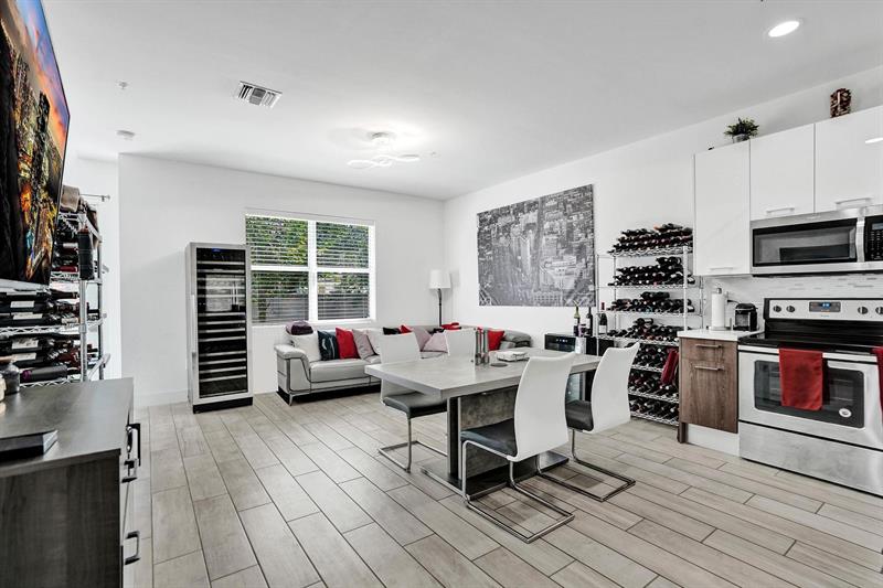 Image 6 of 35 For 480 35th Ct  2