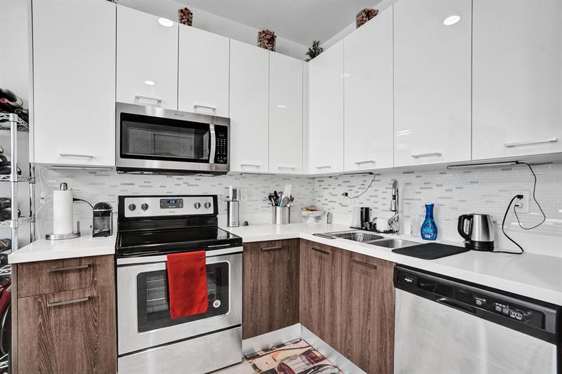 Image 9 of 35 For 480 35th Ct  2