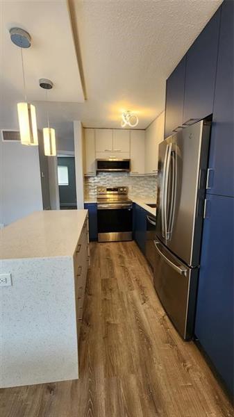 Image 4 of 12 For 2607 8th Ave  14