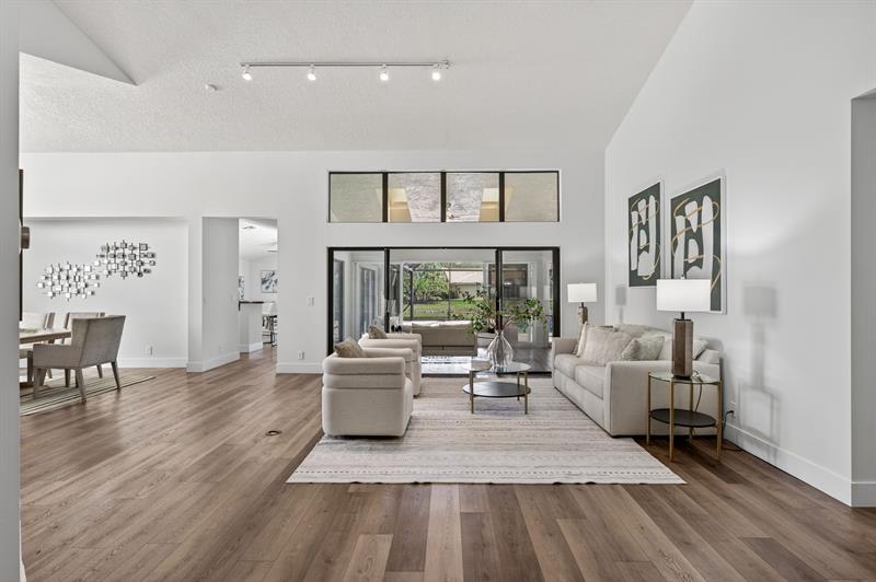 Image 19 of 83 For 1240 Fairfax Ct