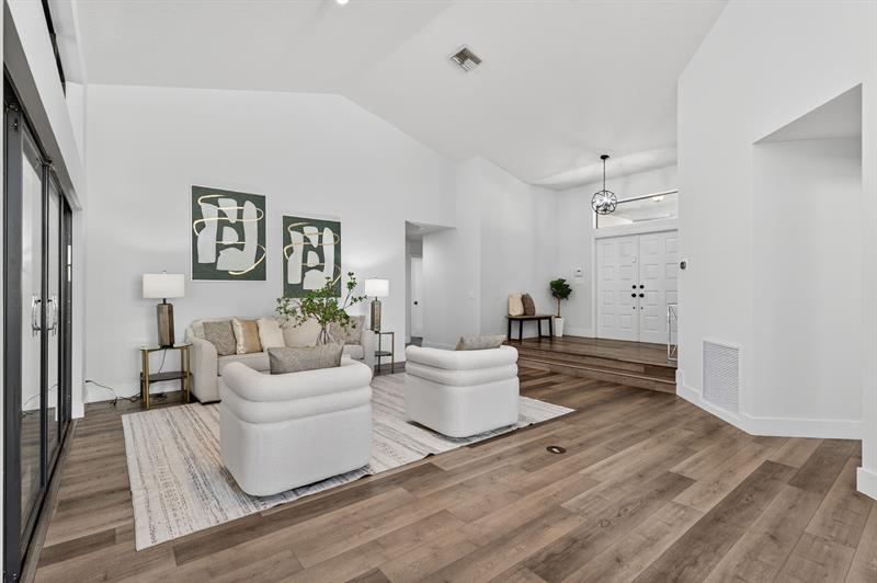 Image 21 of 83 For 1240 Fairfax Ct