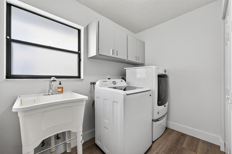 Image 57 of 83 For 1240 Fairfax Ct