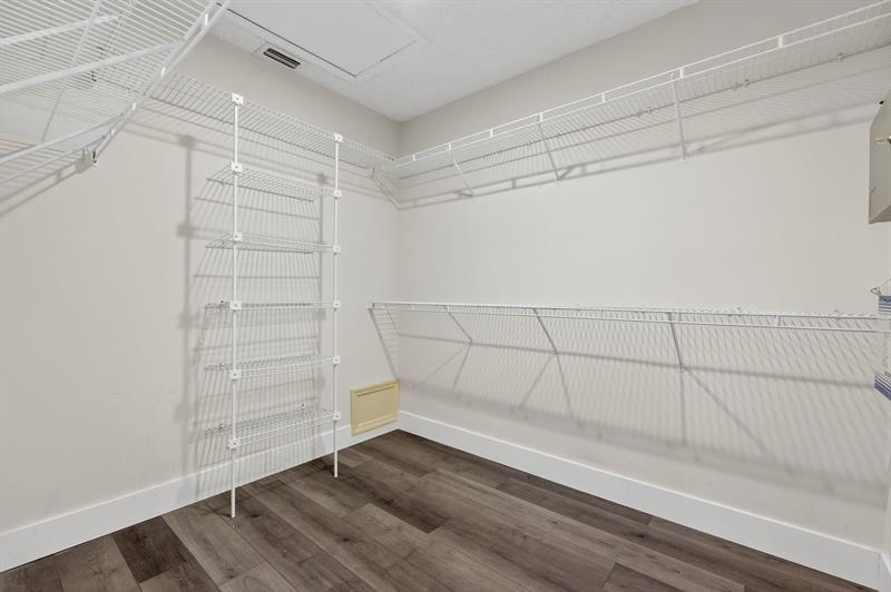 Image 59 of 83 For 1240 Fairfax Ct