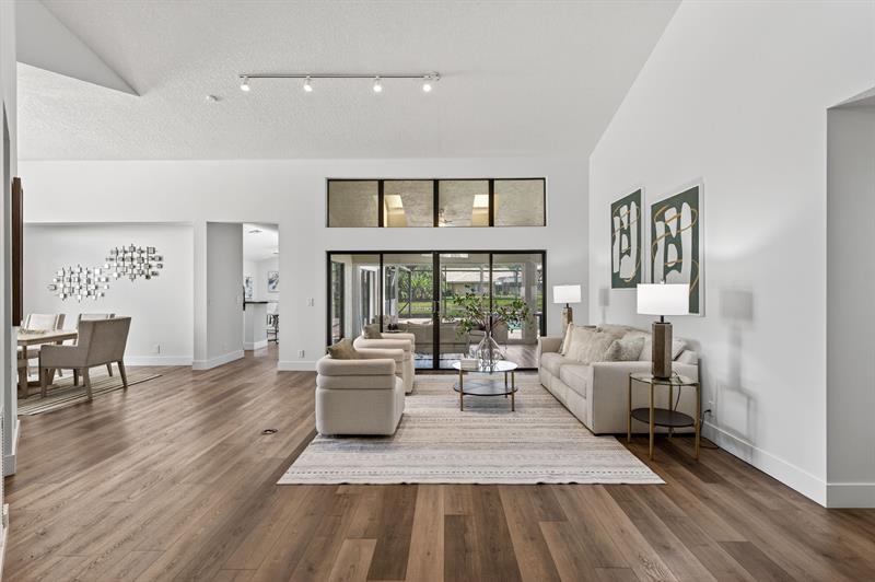 Image 6 of 83 For 1240 Fairfax Ct