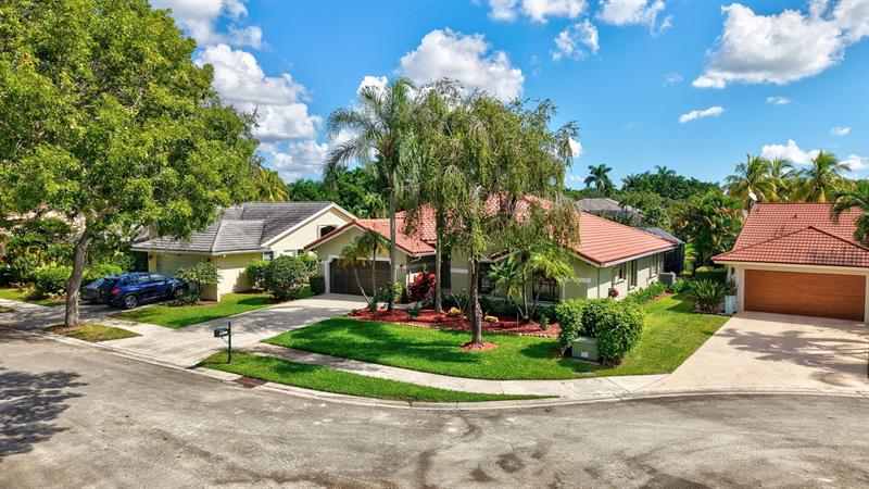 Image 81 of 83 For 1240 Fairfax Ct