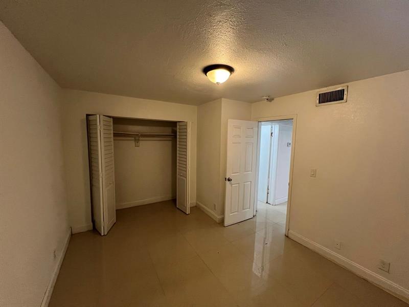 Image 6 of 8 For 1275 36th Ave  A