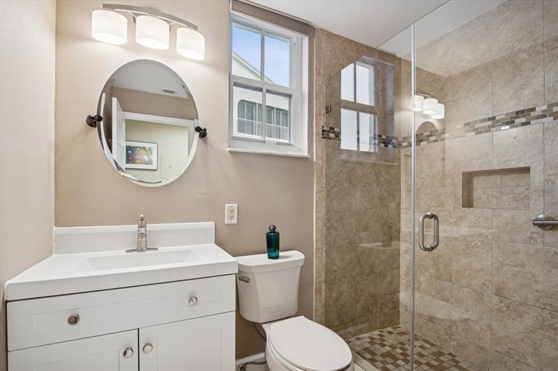 Image 14 of 19 For 4112 Palm Aire Dr  124a
