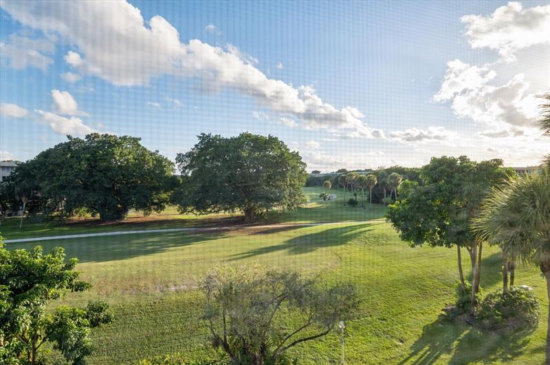 Image 19 of 19 For 4112 Palm Aire Dr  124a