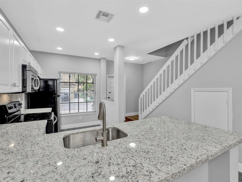 Image 11 of 35 For 12101 2nd St