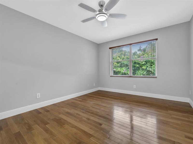 Image 23 of 35 For 12101 2nd St