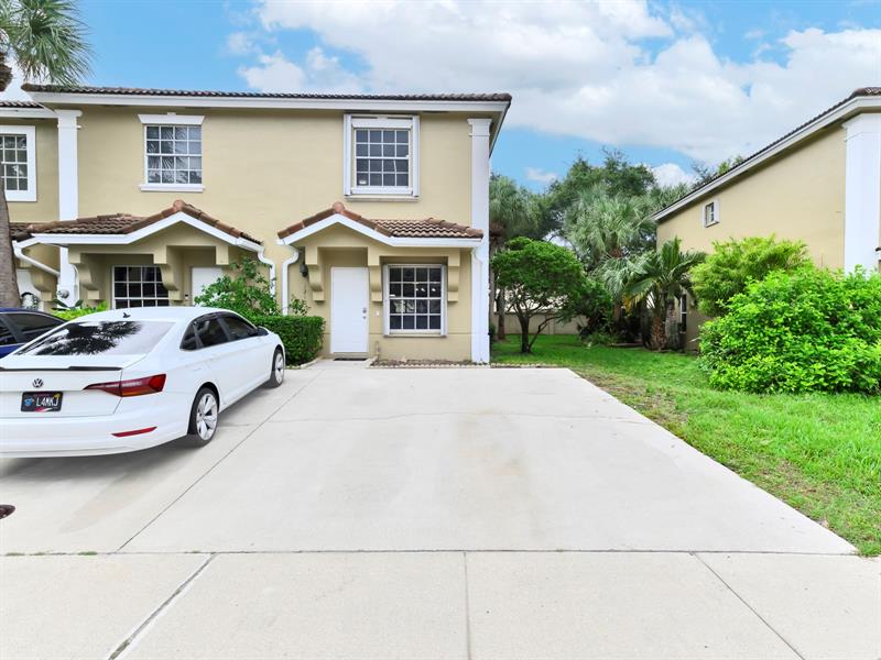 Image 4 of 35 For 12101 2nd St