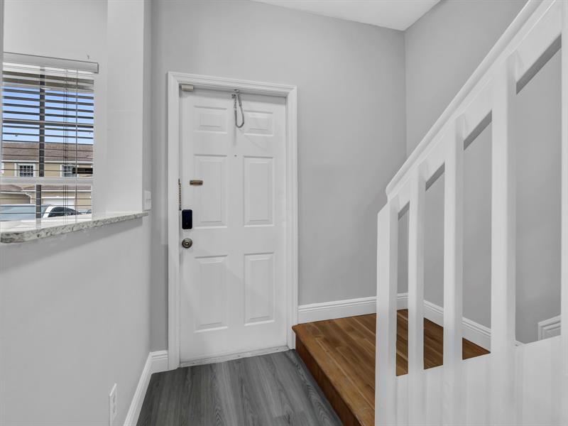 Image 7 of 35 For 12101 2nd St