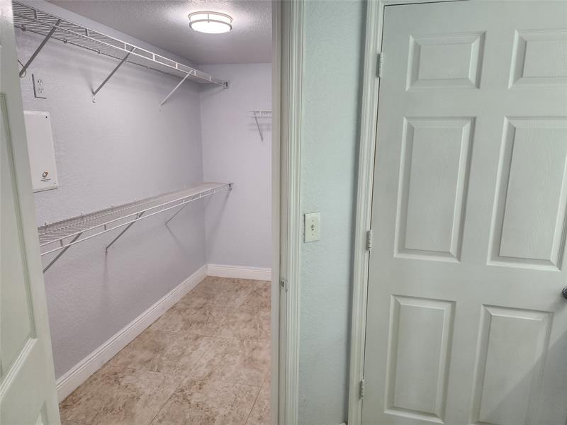 Image 23 of 52 For 2549 Centergate Drive  102