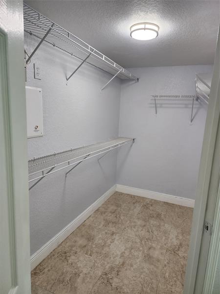 Image 24 of 52 For 2549 Centergate Drive  102