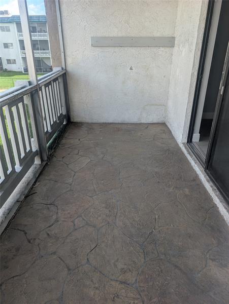 Image 5 of 11 For 5881 16th Pl  221