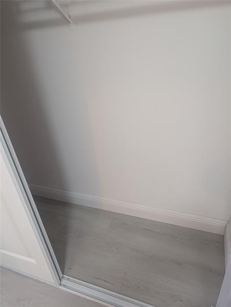 Image 9 of 11 For 5881 16th Pl  221