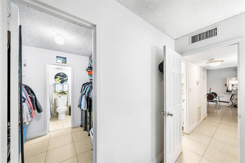 Image 28 of 29 For 1800 Sans Souci Blvd  304
