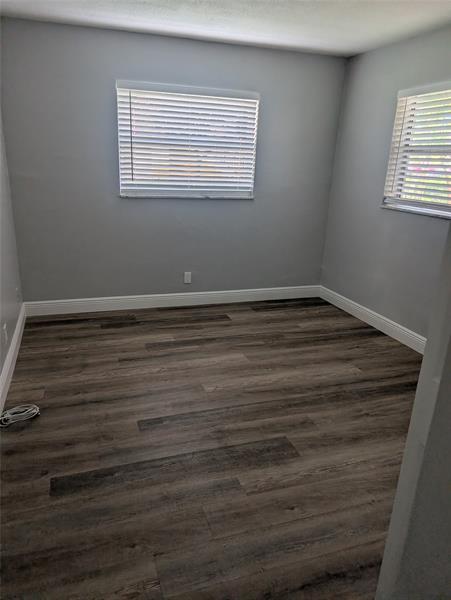 Image 13 of 18 For 5820 17th Pl  112